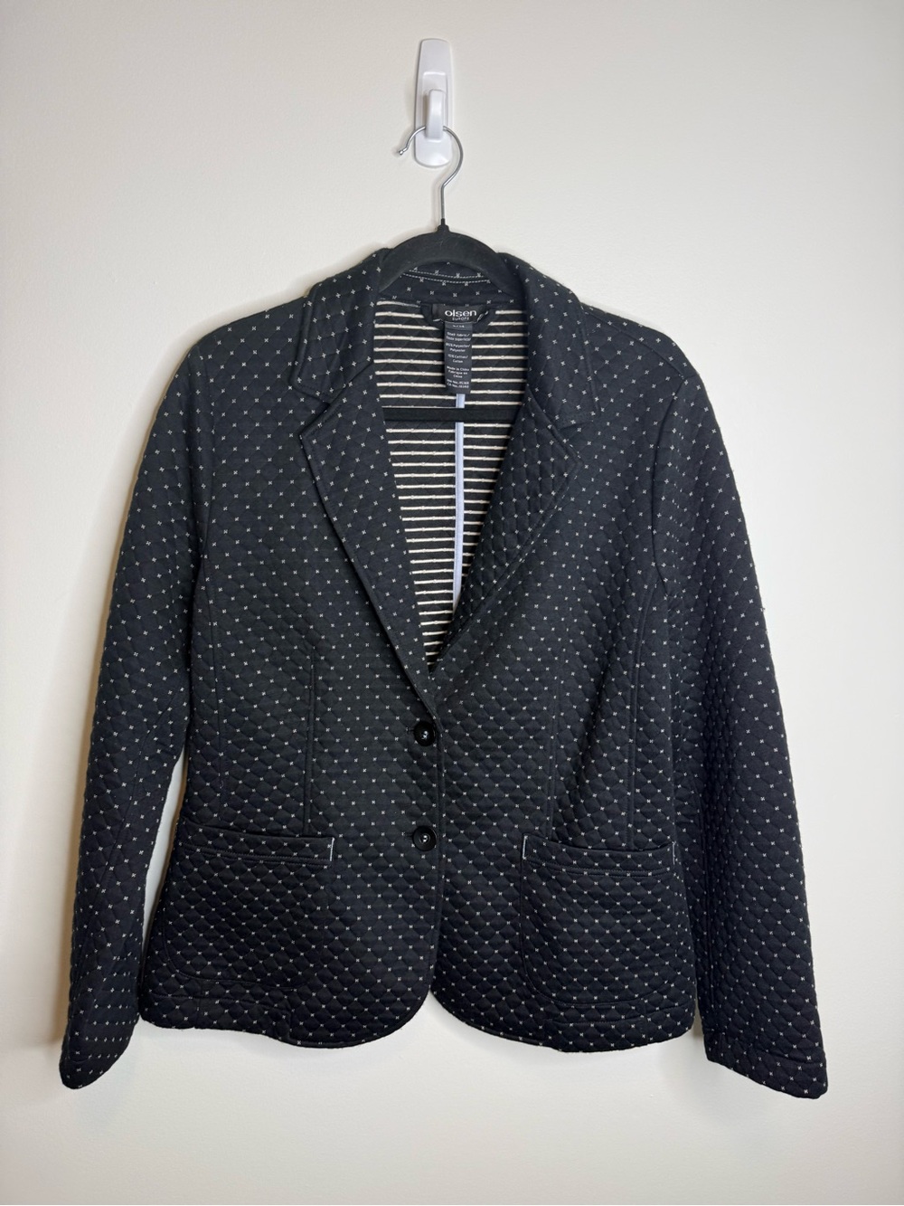 Olsen Black Quilted Dot-Pattern Blazer size large